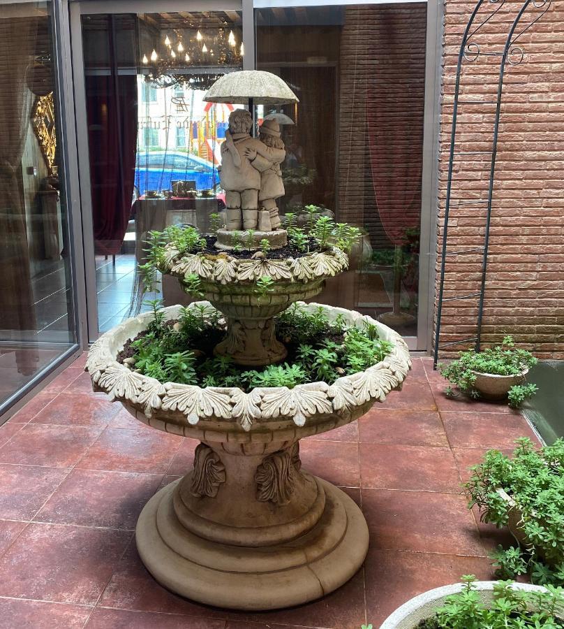 Posada de Eufrasio Lerma Bagian luar foto